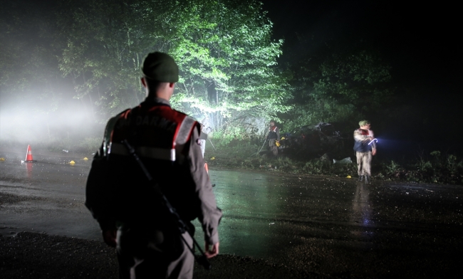 Bursa’da trafik kazası: 3 ölü, 3 yaralı